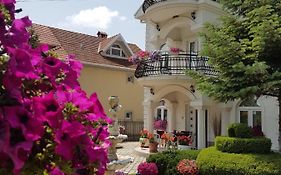 Apartment Cace