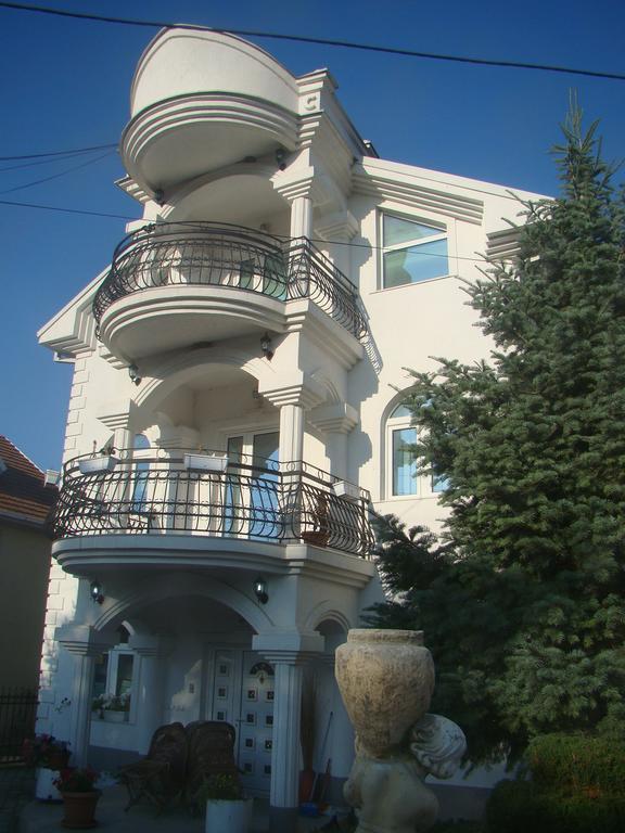 Apartment Cace Kumanovo Kültér fotó